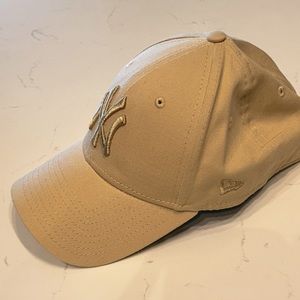 New Era Unisex Hat (Cream Color)